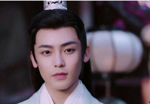 侯明昊恋情爆料最新,甜蜜互动引粉丝热议  第3张